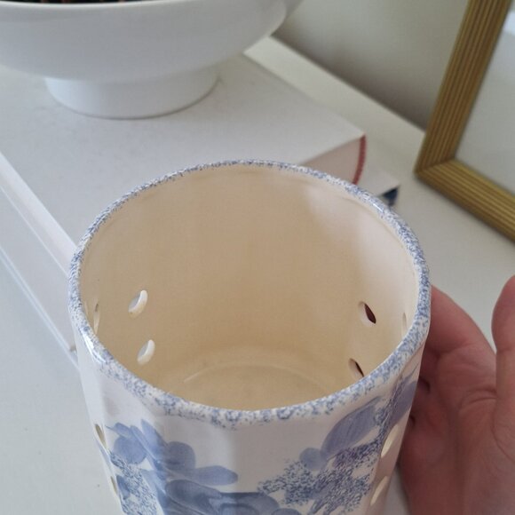 3 wick candle holder Vintage blue and white Pottery - Picture 9 of 10